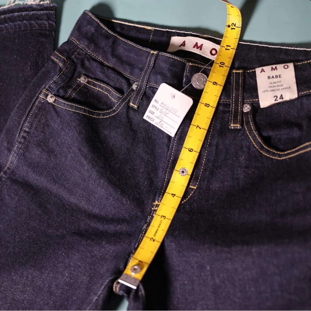 AMO Babe high-rise slim fit women’s denim jeans, size 24